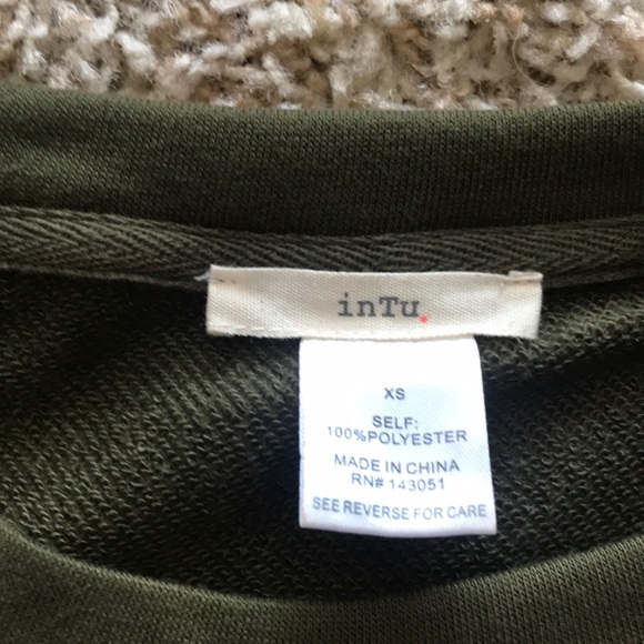 Sweater - Picture 3 of 3